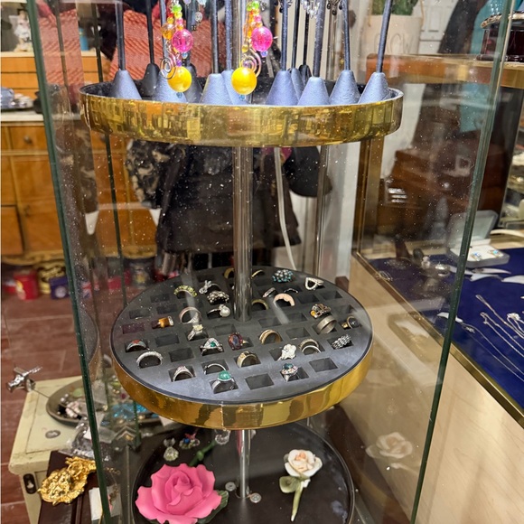 Assorted Jewelry Collection - Picture 13 of 14